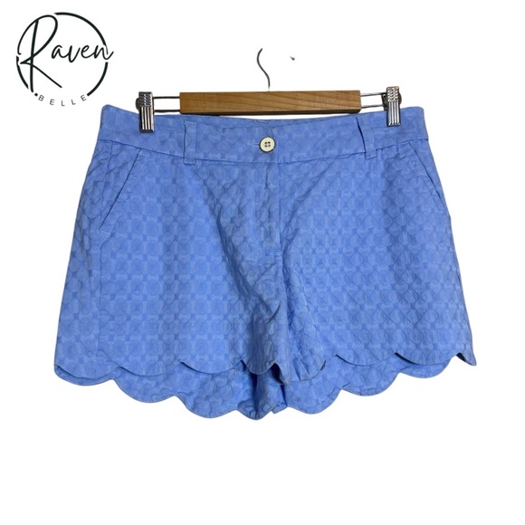 Crown‎ & Ivy Shelby Scalloped Shorts Size 8P EUC - Picture 1 of 6